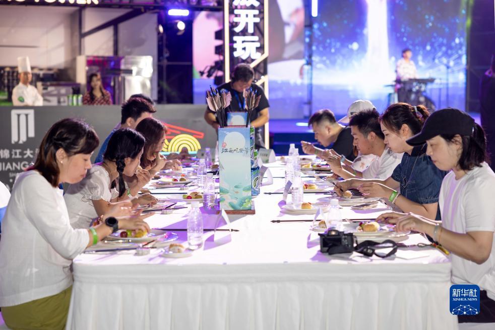 抢庄牛牛棋牌赢金版